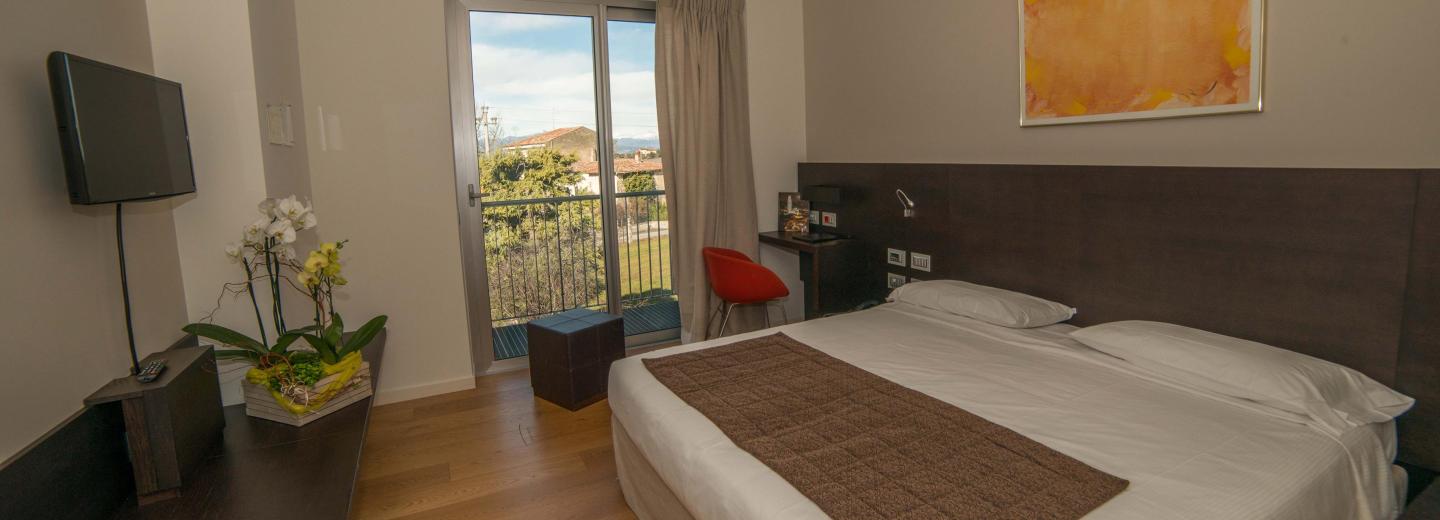 © Eurotours Castelnuovo del Garda