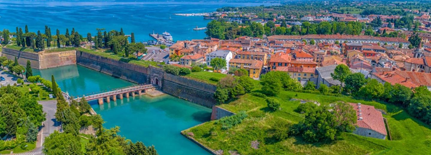 © Foto Lanfredi, Assessorato Comune di Peshiera del Garda Peschiera del Garda