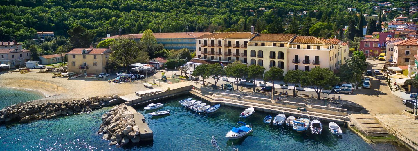 © Eurotours Mošćenička Draga