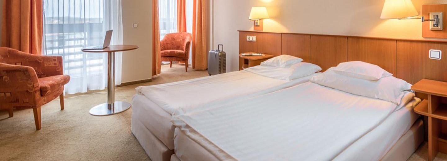 © Eurotours Kétágyas Szoba Alapèrtelmezett Erkély