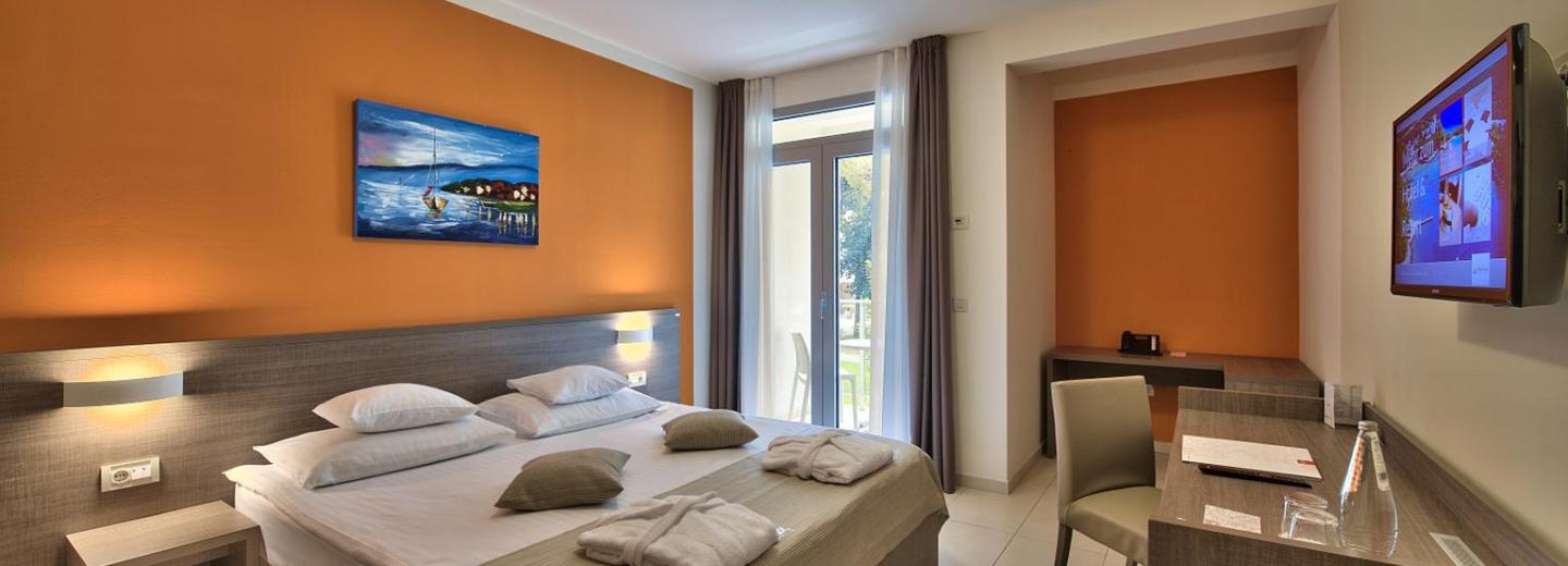 © Eurotours Biograd