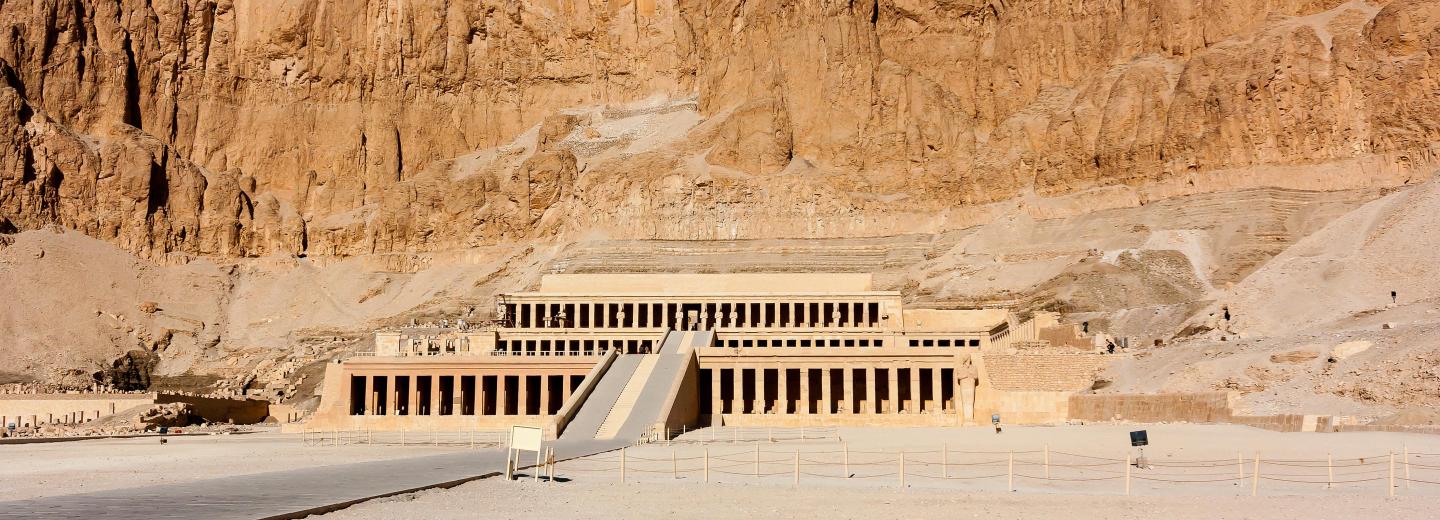 © Eurotours Egyiptom – hajóút a Níluson és fürdőzés