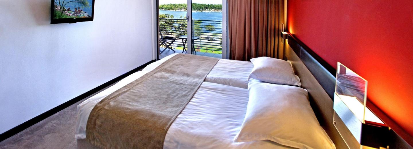 © Eurotours Dreibettzimmer Premium Balkon Meerblick "P3BM"