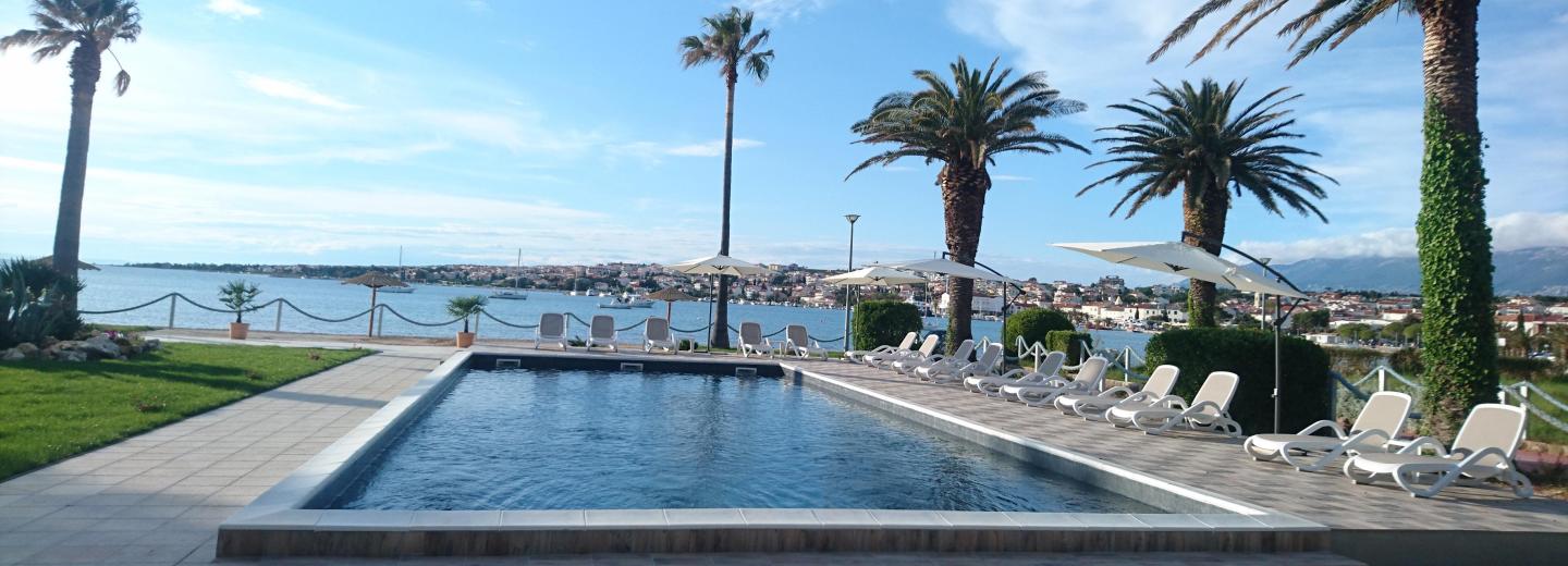 © Eurotours Novalja – Pag