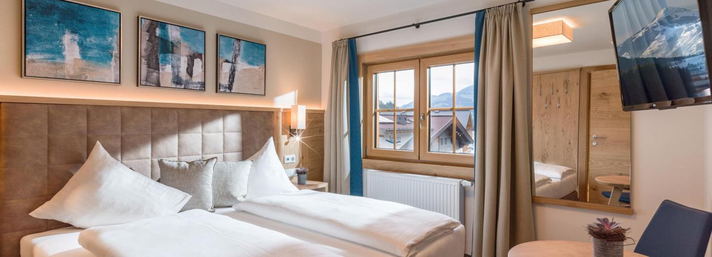 © Eurotours kétágyas szoba sztenderd "Berg Glück"