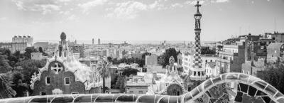 9783226/barcelona-parkguell-spanien-gettyimages-173659521-erweitert_1712050766911.jpg