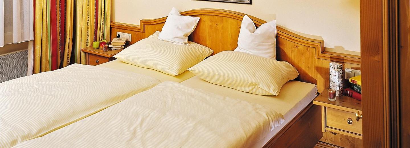 © Eurotours comfort Kétágyas szoba erkély