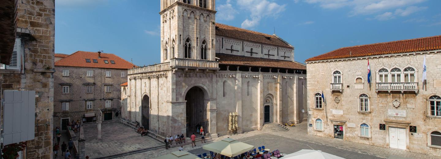 © Eurotours Horvátország - szigetvilág & kerékpártúra, indulás/érkezés: Trogir