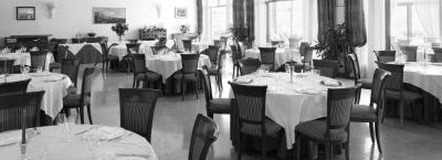 9801183/villa-pace-park-hotel-bolognese-treviso-171114-25922-17_1731309734239.jpg