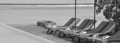 9816533/sim-infinity-pool-lounge-chair-1-1-_1742804712416.jpg