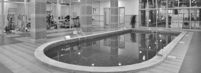 9816668/indoor-swimming-pool-and-gym_1742992402166.jpg