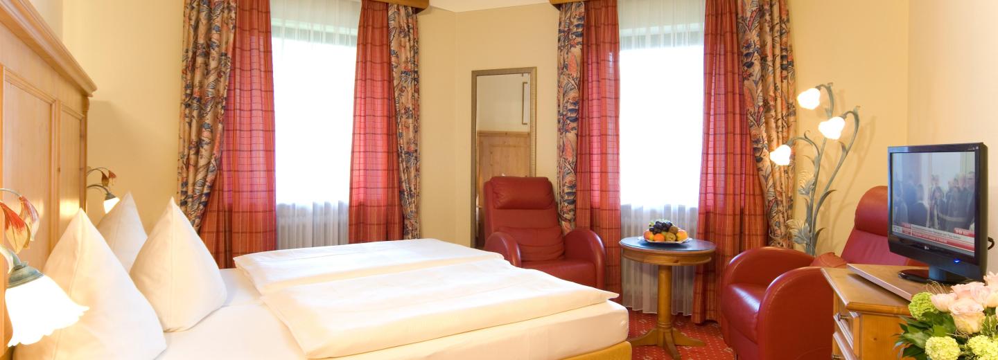 © Eurotours Szoba példa, kétágyas szoba Standard Dachstein