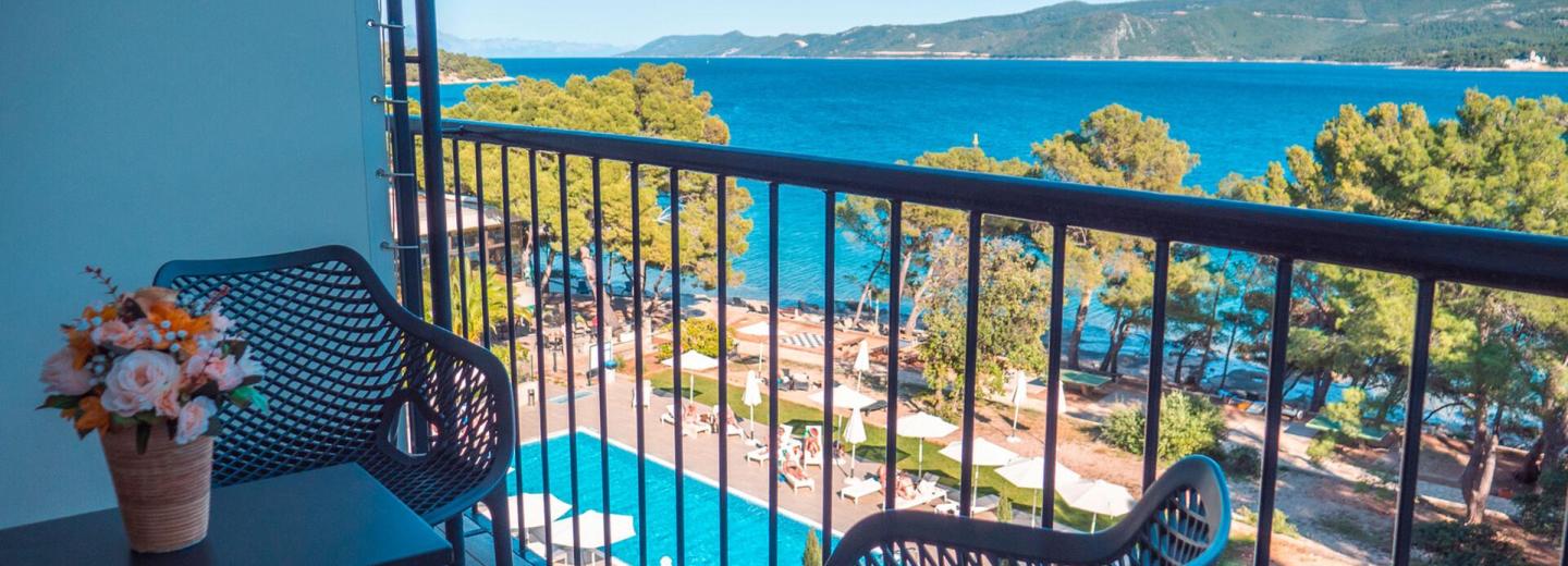 © Eurotours Vrboska
