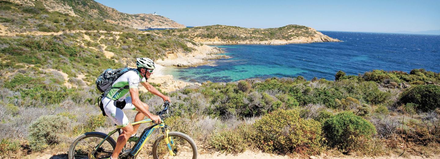 © Eurotours Calvi - Korzika