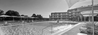 9818864/molindrio-plava-laguna-porec-749005481-291122-41158-5_1746451769851.jpg