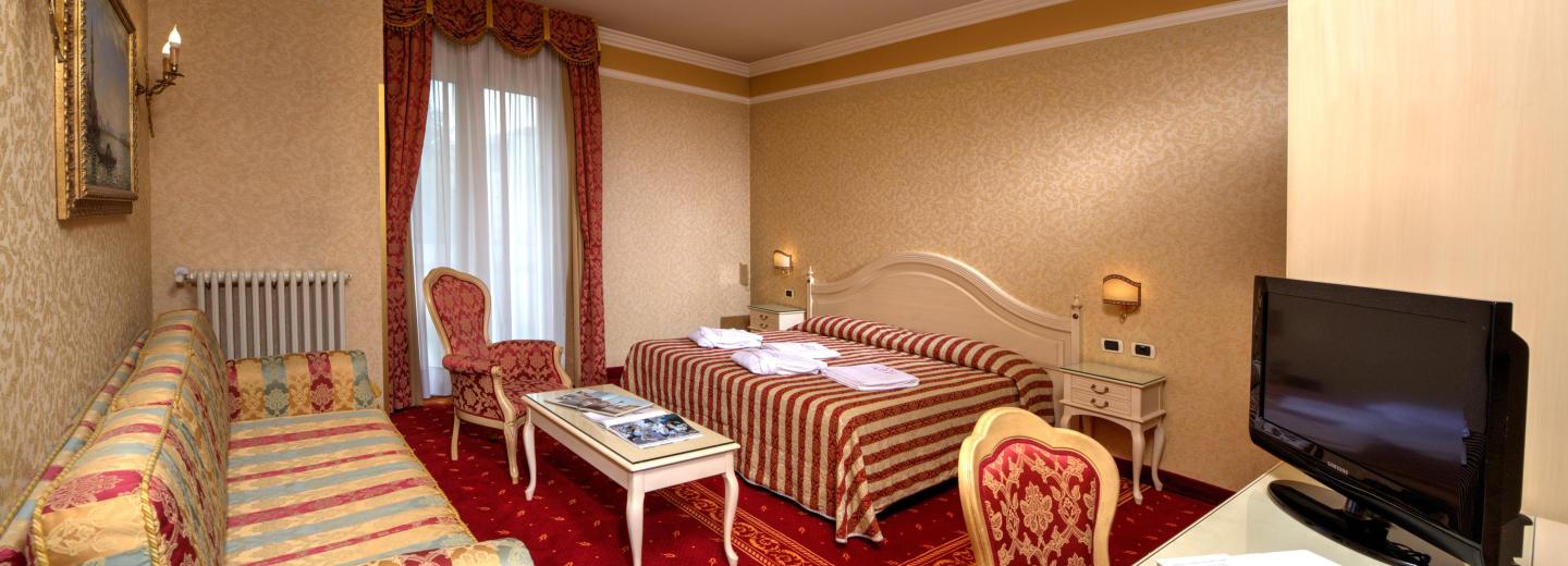 © Eurotours Zimmerbeispiel