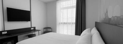 9820116/venezia-laguna-standard-room-1_1752067432995.jpg