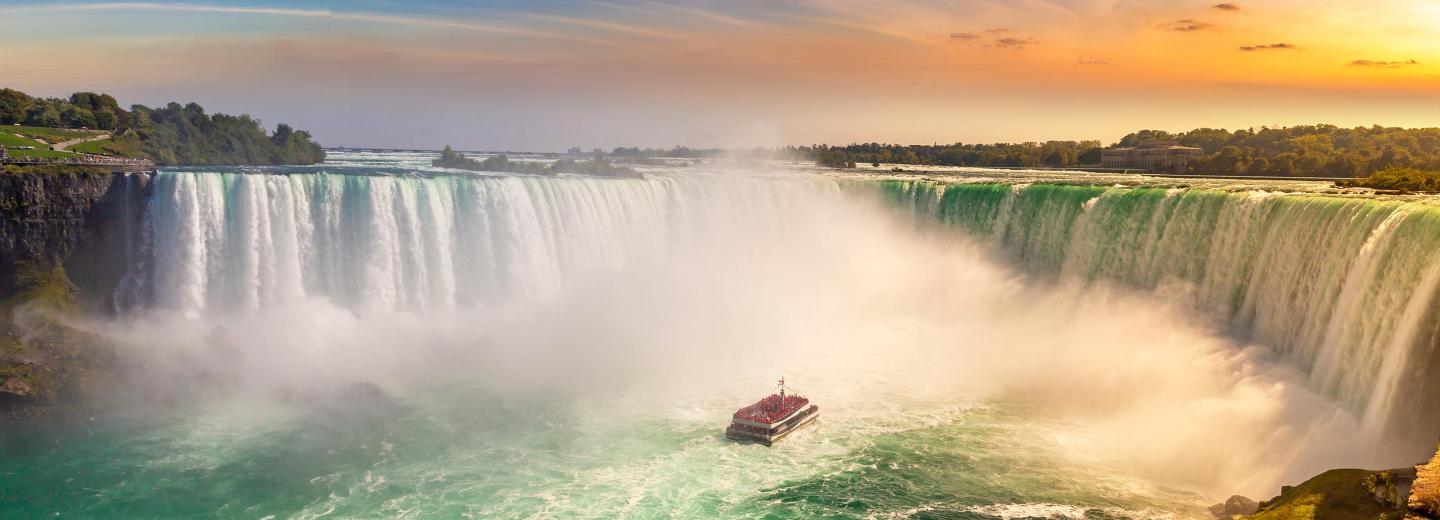 © Eurotours Toronto városnézés
