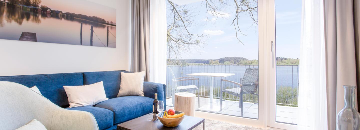 © Eurotours Beispielzimmer Suite Balkon Fortuna Landseite