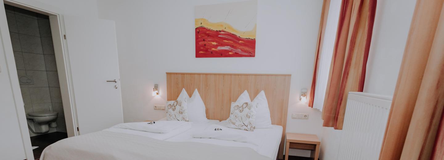 © sporthotel kitz Szobapélda: Standard kétágyas szoba erkéllyel