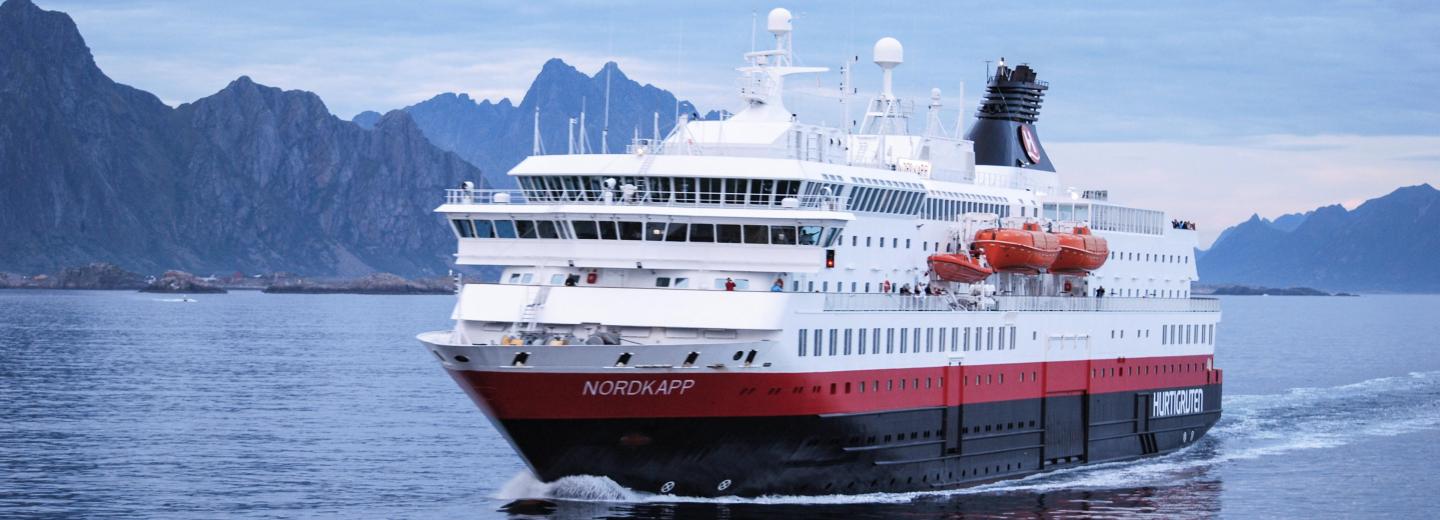 © Hurtigruten Hurtigruten - Klasszikus postai hajóút - Tengerjáró hajóút