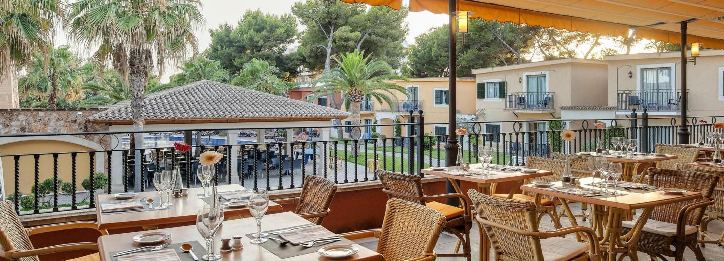 © Eurotours Mallorca - Repülés, autóbérlés és szállás