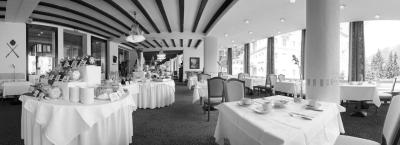 9823310/elisabethpark-bad-gastein-090315-12609-15_1755153045443.jpg