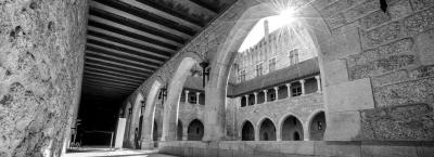 9823736/vbg225719-palast-der-herzoege-in-guimaraes_1756200306853.jpg