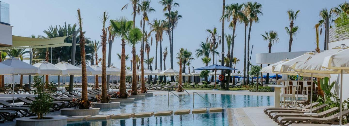 © Eurotours Larnaca - Fürdőzés