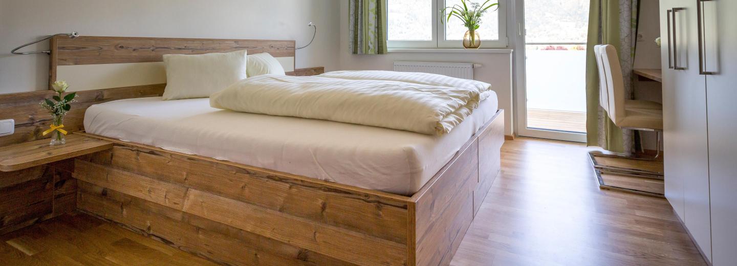 © Eurotours Szoba példa, „Standard Balkon” kétágyas szoba