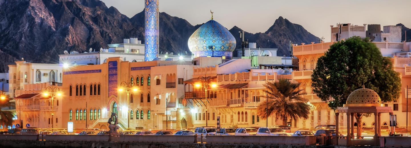 Omán - körutazás és fürdőzés