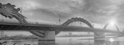 9826857/vbg220181-drachenbruecke-in-da-nang_1759224890289.jpg