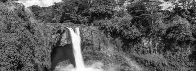 9826857/vbg227098-rainbow-falls-in-hilo-hawaii_1759224778456.jpg