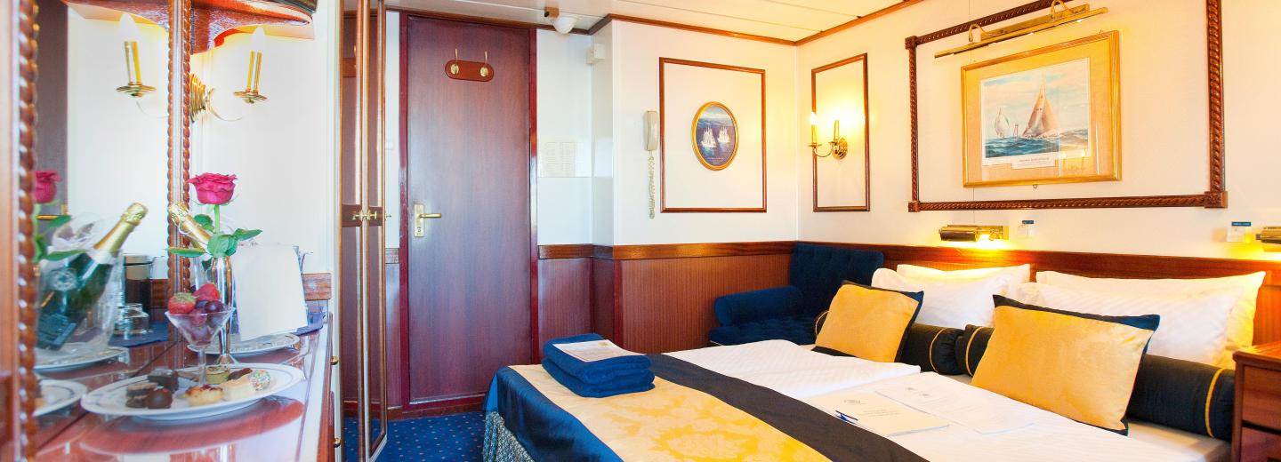 Karib-szigetek - vitorlás hajóút és fürdőzés