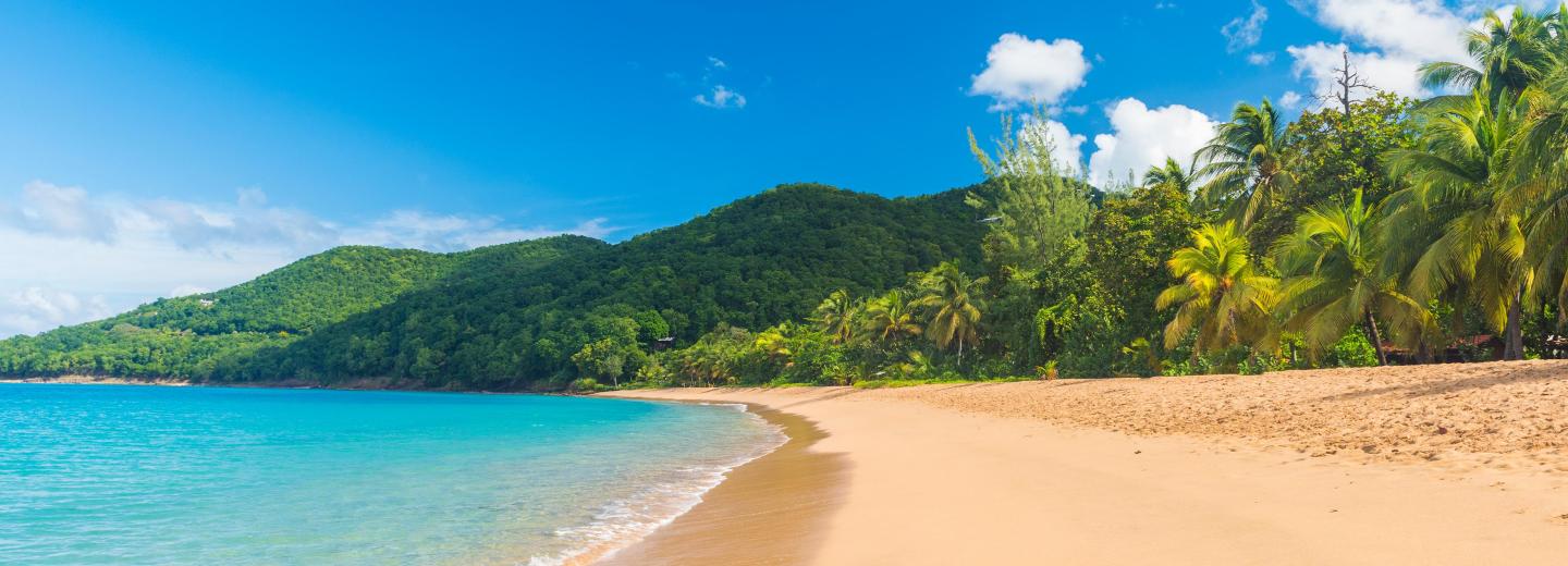 Karib-szigetek - vitorlás hajóút és fürdőzés