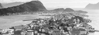 9827022/alesund-norwegen-gettyimages-1159183268_1759836994929.jpg