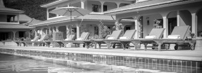 9827679/masonstravel-oasishotel-pool_1760434861325.jpg