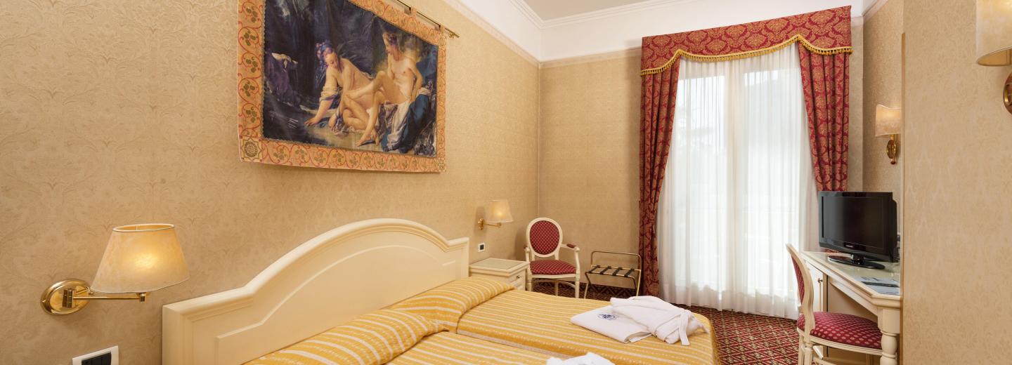 © Eurotours Zimmerbeispiel