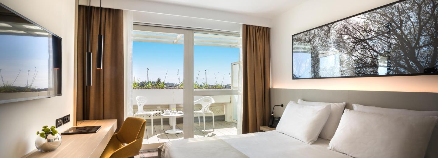 Szoba példa, „Superior Balkon B2” kétágyas szoba