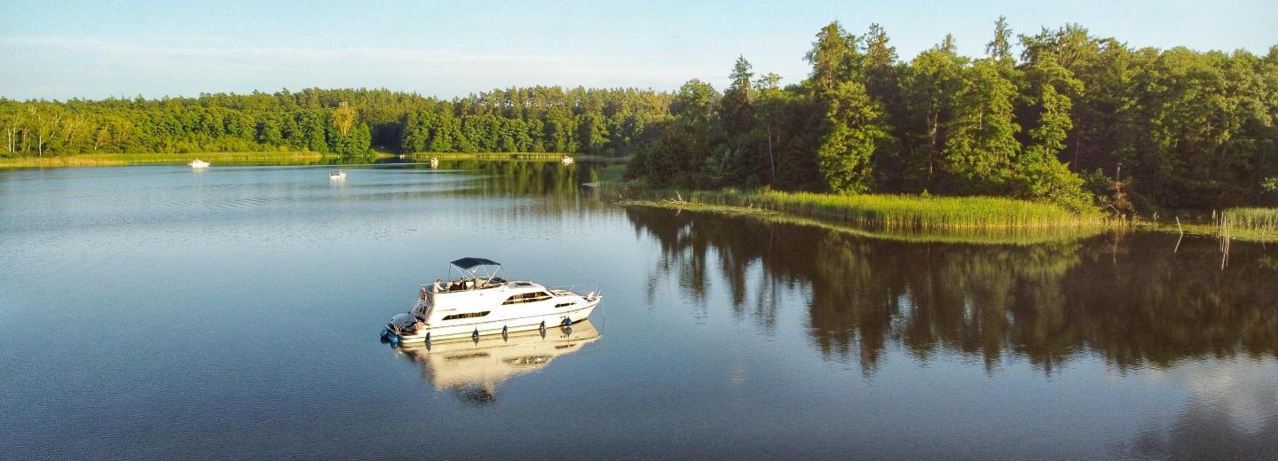 Deutschland - Mecklenburgische Seenplatte - Urlaub auf dem Hausboot
