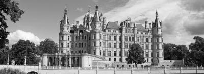 9827803/vbg26208-schweriner-schloss-deutschland_1761732007541.jpg