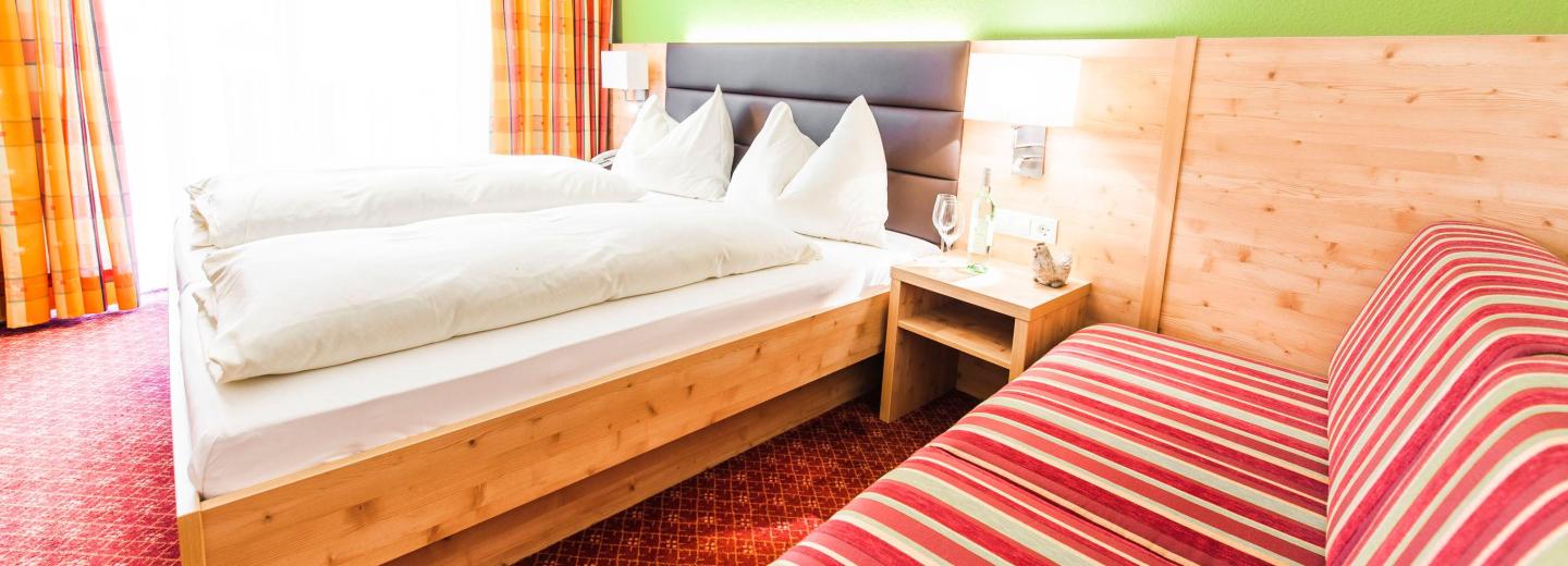 Zimmerbeispiel, Standard Dreibettzimmer