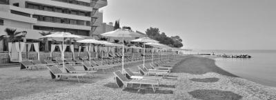 9828146/medora-auri-family-beach-resort-podgora-754002525-100322-34474-4_1761118466231.jpg