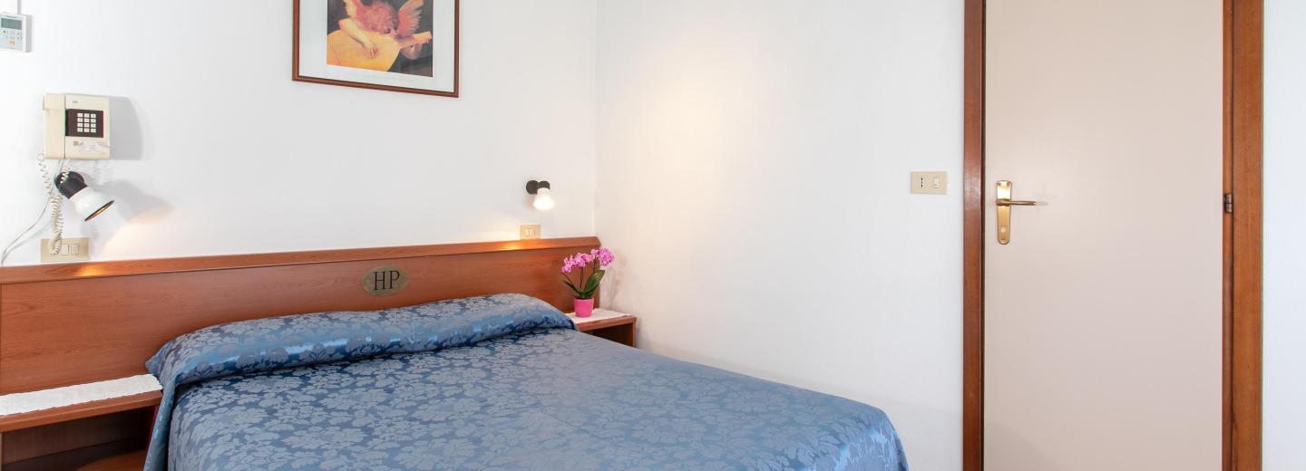 Zimmerbeispiel, Doppelzimmer „Standard Balkon“