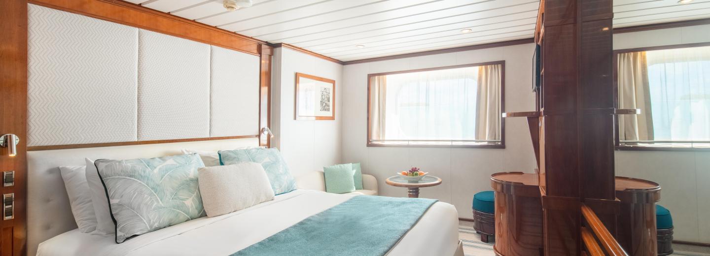 Mesés déli-tengeri fürdőzés és hajóút