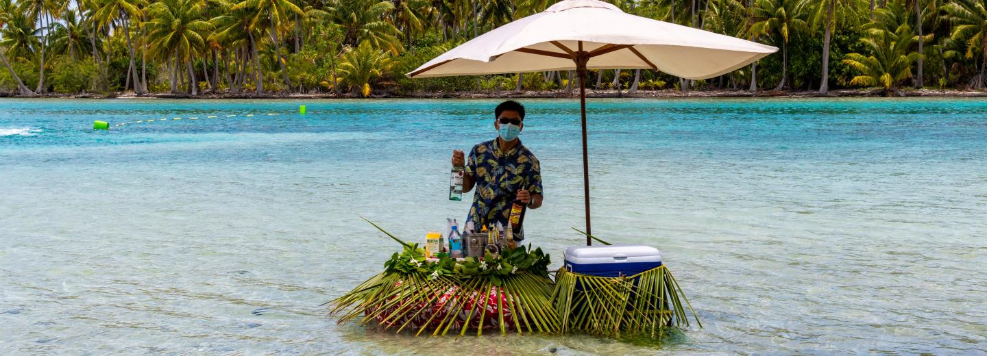 Mesés déli-tengeri fürdőzés és hajóút