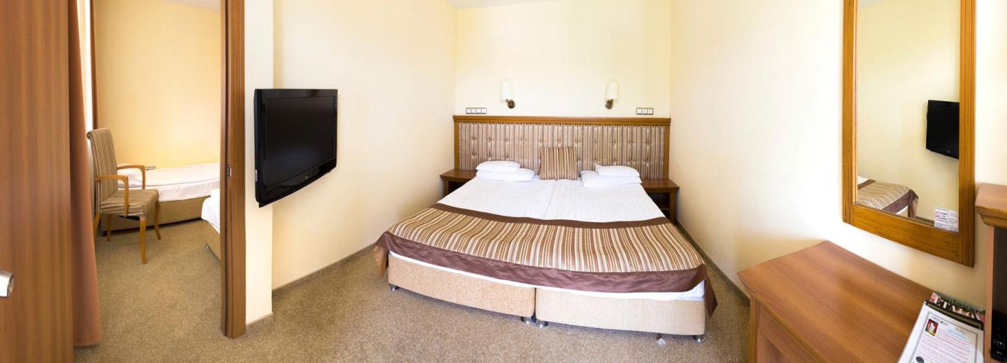 © Eurotours ilyen, vagy ehhez hasonló szoba