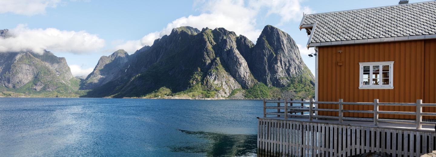 Norvég postai hajóútvonal - hajóút és városi kirándulás