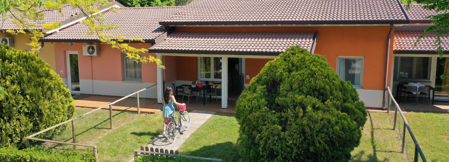 Beispielbild, Holiday Home Balkon / Terasse 'Green Oak'