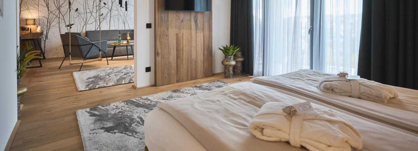 Zimmerbeispiel, Suite „Deluxe“